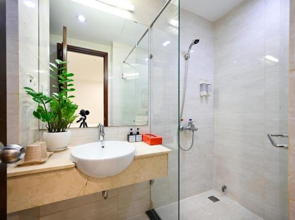 Pearl Central Hotel- Near Nguyen Hue Street Ho Chi Minh City Exterior photo